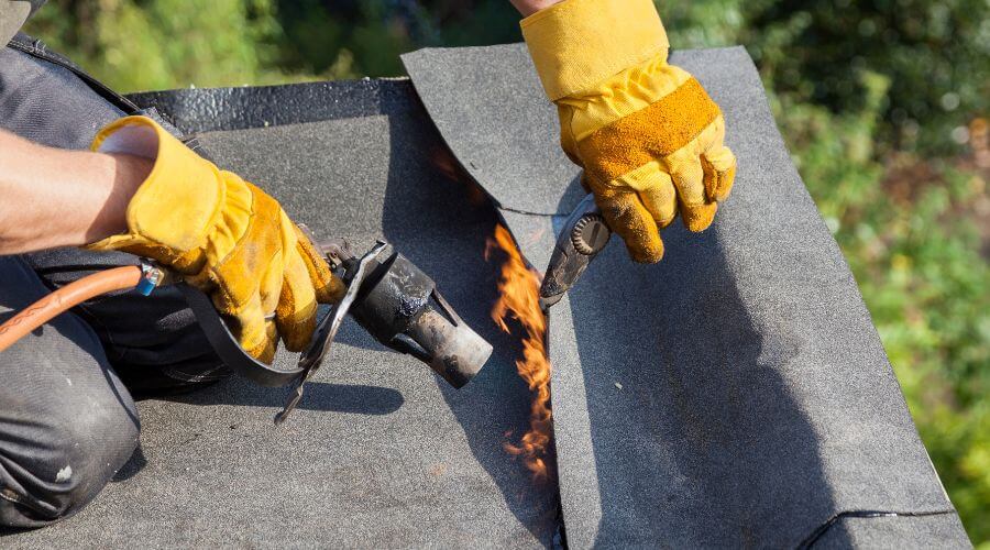 Professional flood damage restoration services in Gruetli Laager, TN